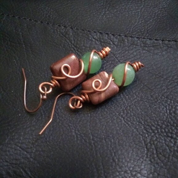 Short Wire Wrapped Forest Fall Earrings - Compact Sturdy Durable Everyday Wear! - Picture 9 of 10